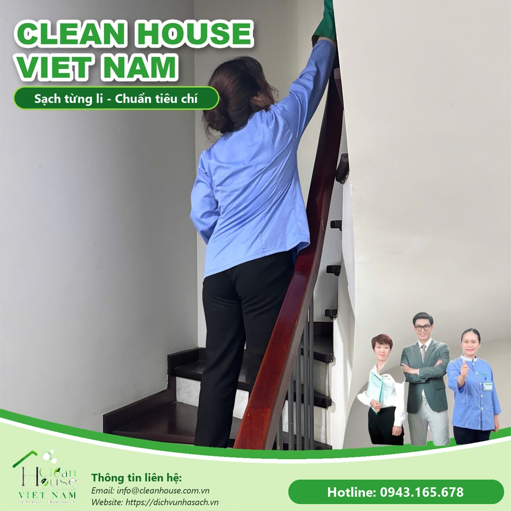 Nhân viên vệ sinh làm việc